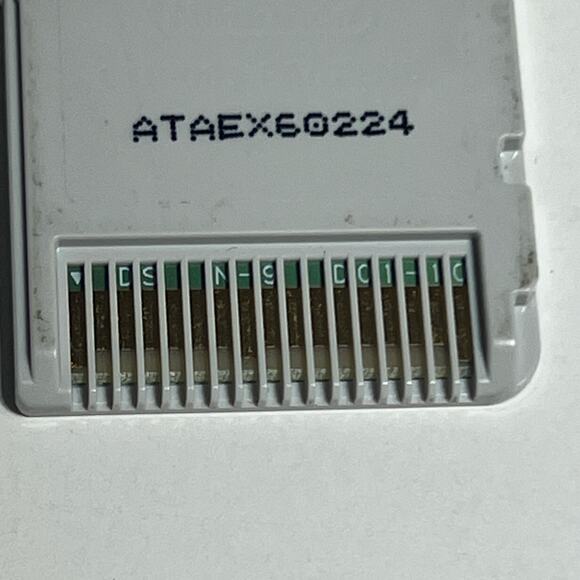 Yoshi's New Island Authentic Nintendo 3DS Game Cartridge Only video game TESTED - Picture 6 of 9